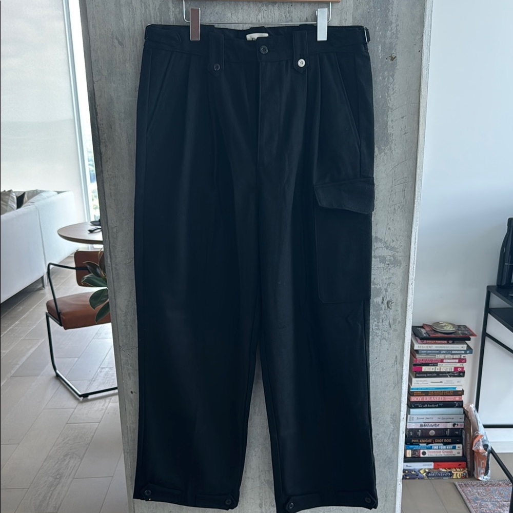 Men's Classic Black Cargo Pants